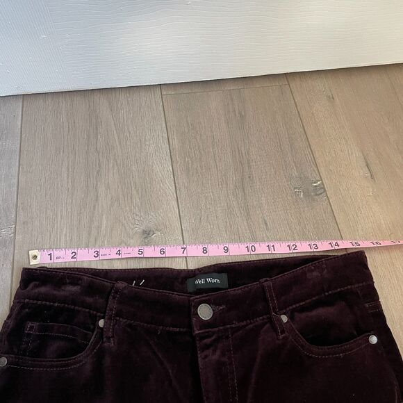 Well Worn Ladies' Pant High-Rise Luxe Velvet Tapered Pant size 8 / 29 - Picture 6 of 11